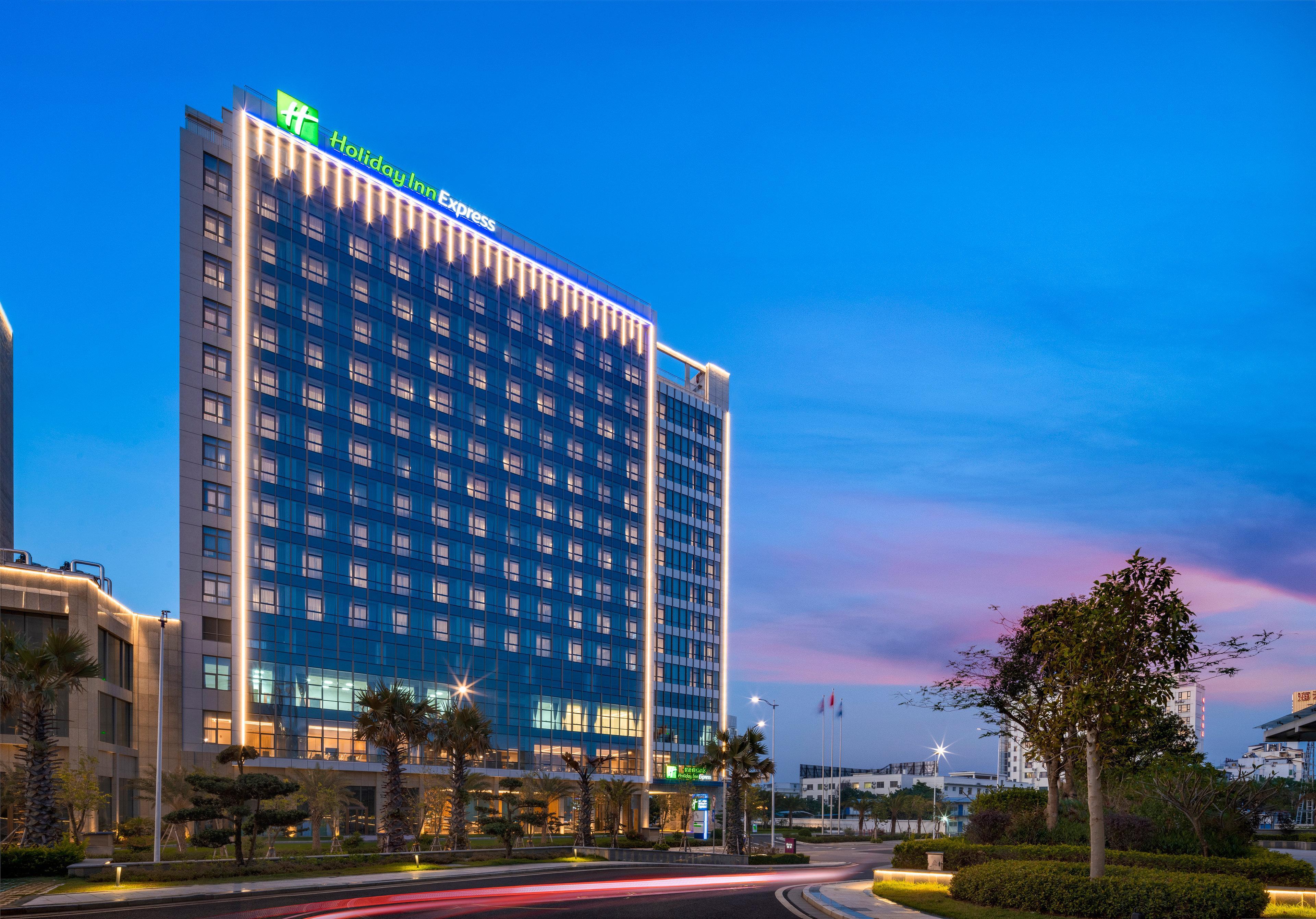 Holiday Inn Express Beihai Silver Beach By Ihg Exterior photo