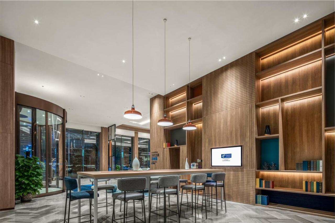 Holiday Inn Express Beihai Silver Beach By Ihg Exterior photo